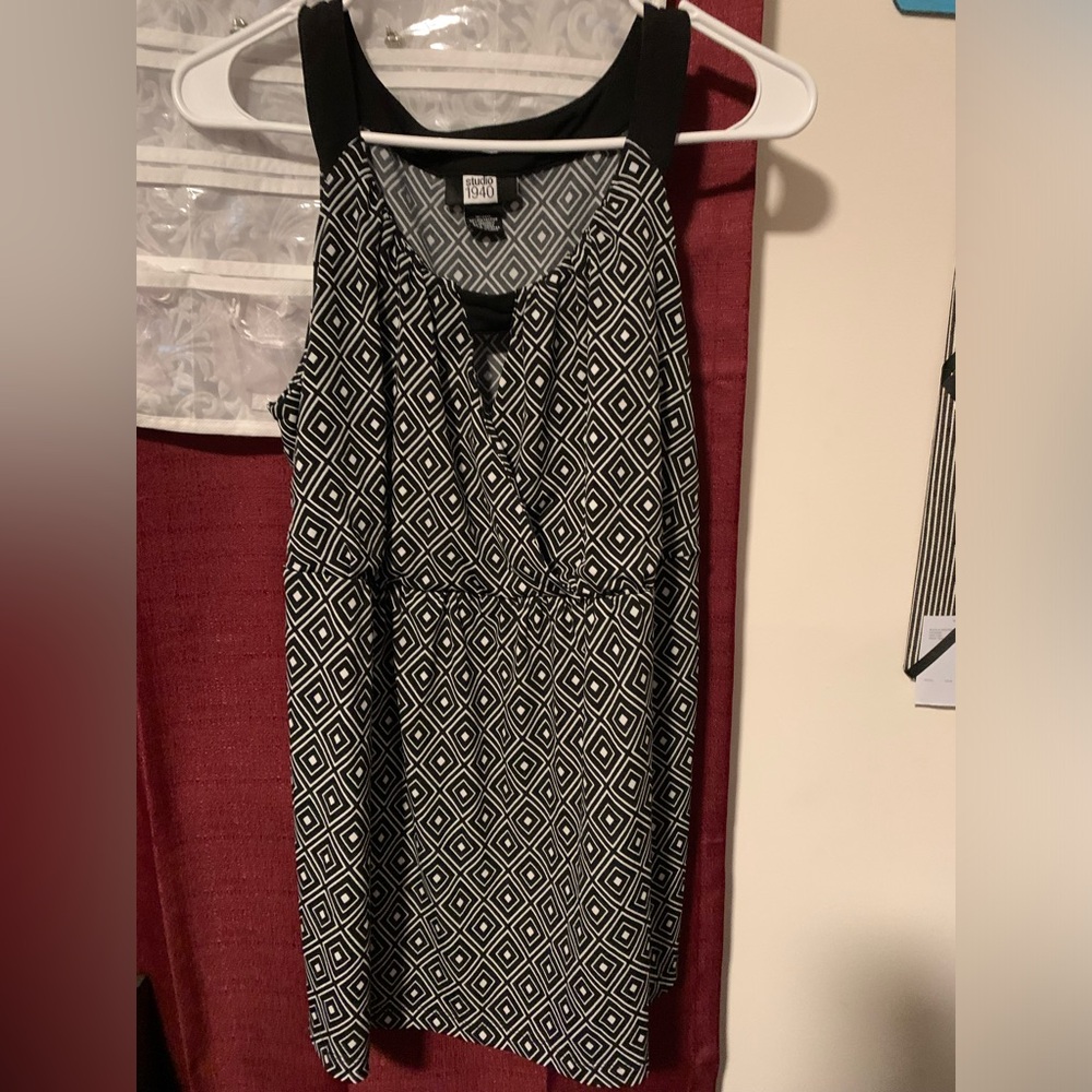 Black and white blouse